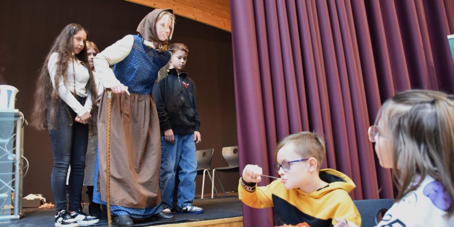 ubb Theater Mittelschule 0c